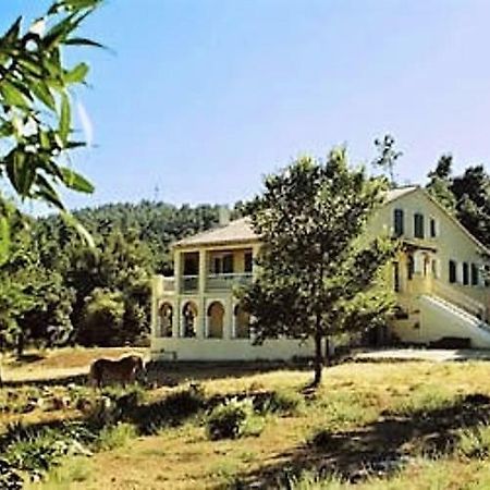 Gite Saint CLAIR - Escapade à Signes Esterno foto
